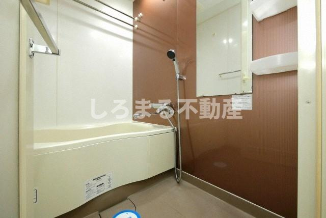 アーデン堺筋本町の浴室