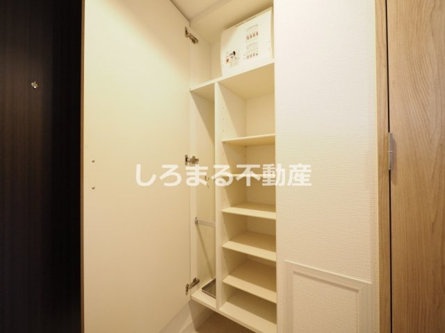 エスリード大阪城EASTの収納
