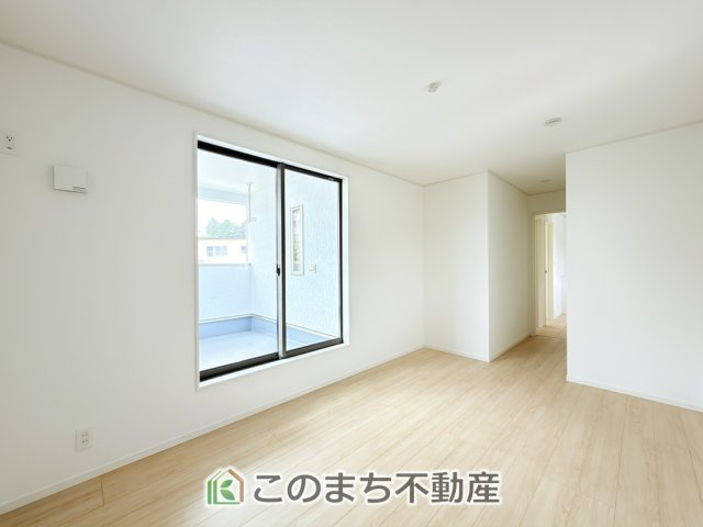 CRADLEGARDEN宇都宮市野沢町第6の洋室|南向きで陽当たりの良い洋室♪風通しもよく快適です☆