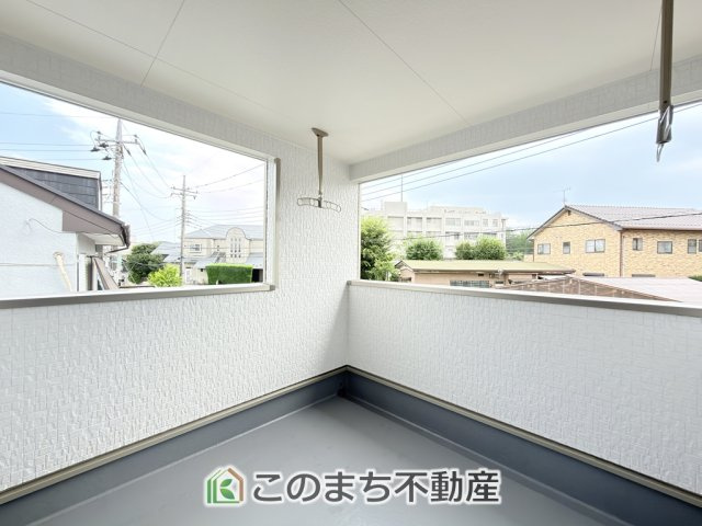 CRADLEGARDEN宇都宮市野沢町第6のバルコニー|南向きの大型バルコニーは陽当り良好で、たっぷりのお洗濯物もよく乾きます！
さらにインナーバルコニーなので雨の日でも安心してお出かけできますね♪