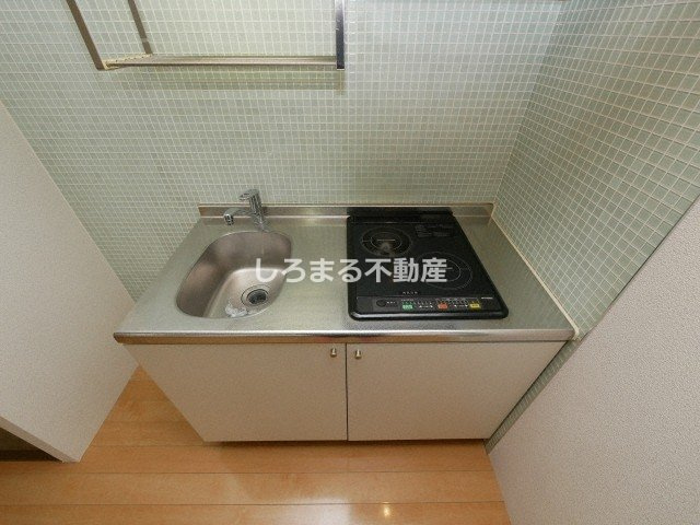 アーバンフラッツ瓦町のキッチン