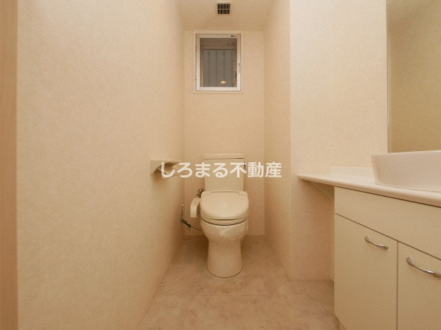 アーバンフラッツ瓦町のトイレ