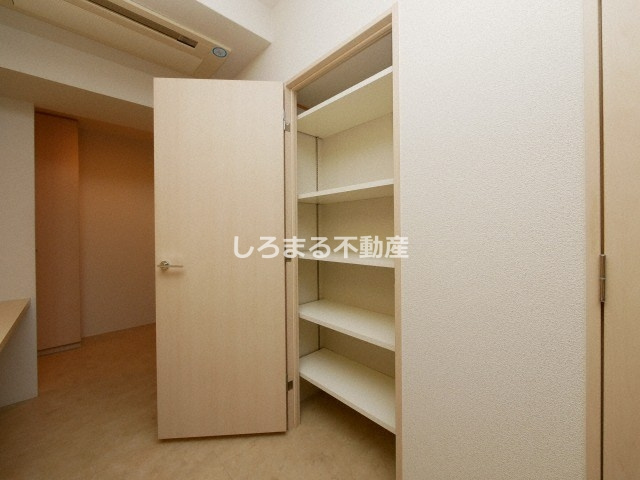 アーバンフラッツ瓦町の収納