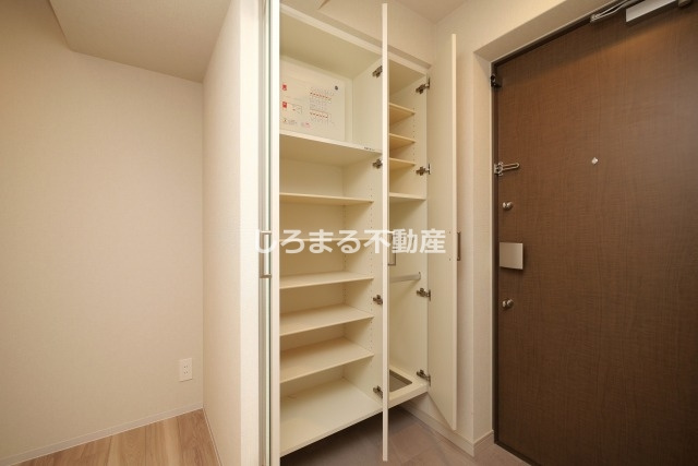 アーバネックス南新町の収納