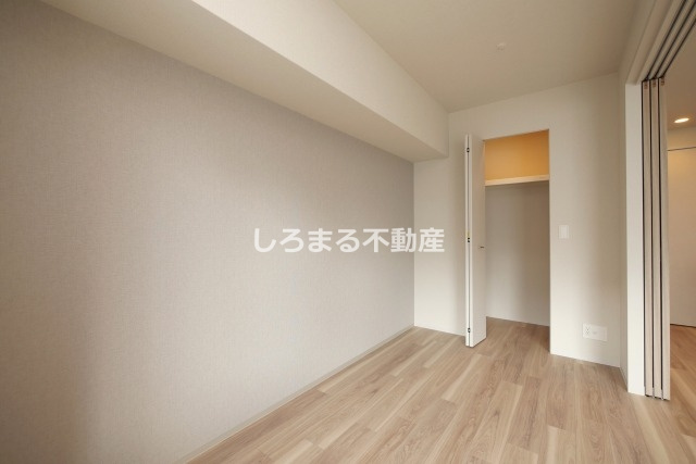 アーバネックス南新町の洋室