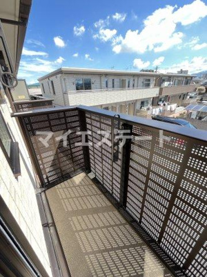 【バルコニー】 | クレスト新地 | 別部屋写真使用