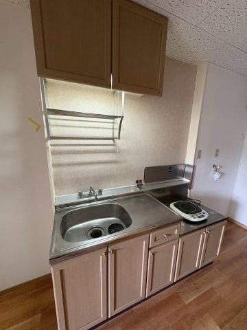 東ハイツ宝塚のキッチン|コンパクトなキッチンで掃除もラクラク