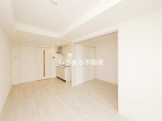 アドバンス上町台シュタットの居間・リビング