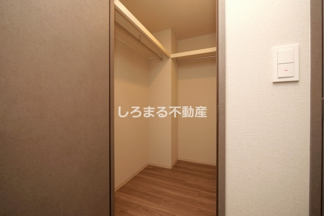 アーバネックス谷町六丁目の収納
