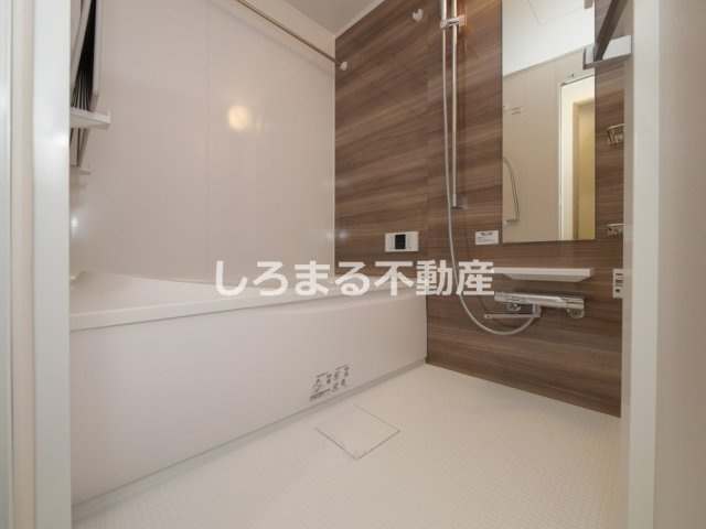 フロンティアタワー難波EASTの浴室