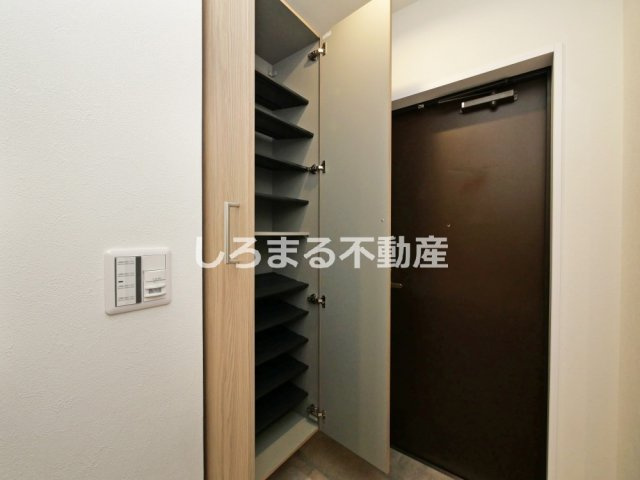 フロンティアタワー難波EASTの収納