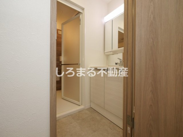 フロンティアタワー難波EASTの洗面所