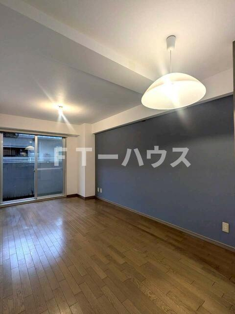 シャトルグランディの居間・リビング