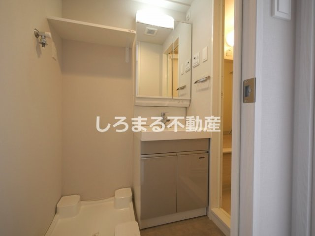 リヴェント難波ウエストの洗面所