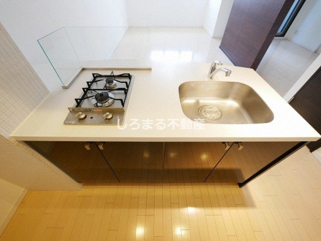 プライムアーバン堺筋本町のキッチン