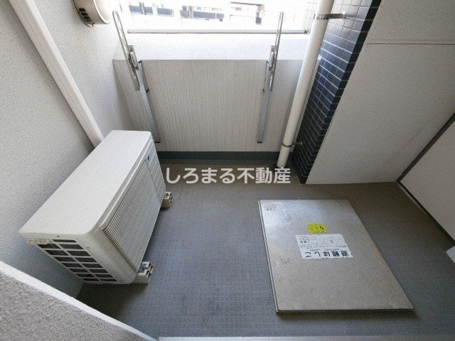 プライムアーバン堺筋本町のバルコニー