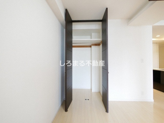 プライムアーバン堺筋本町の収納