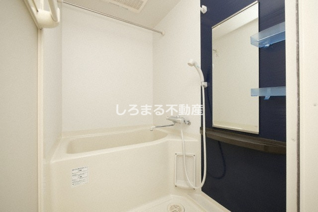 SERENiTE本町エコートの浴室