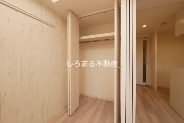 プレサンス難波マジョリティの収納