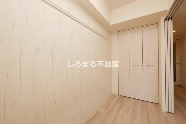 プレサンス難波マジョリティの洋室