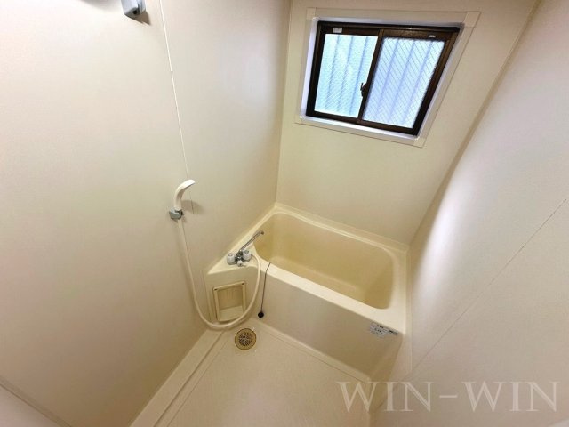 ウィングコート叶の浴室|イメージ（同建物内別部屋の写真です）