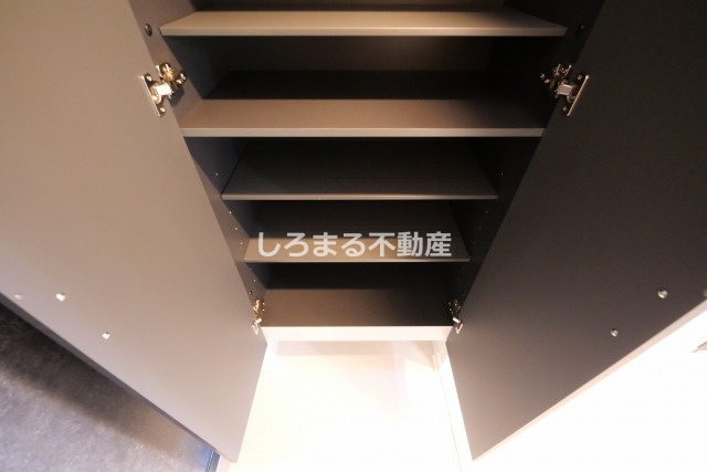 ファーストフィオーレ大阪城イーストの収納