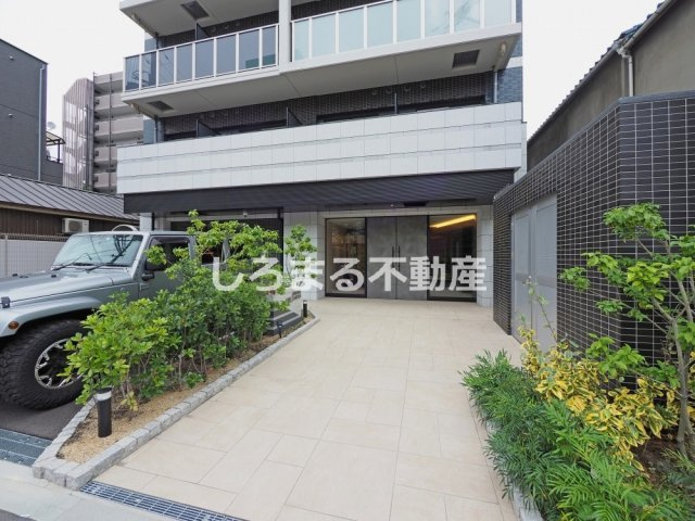 プレサンス海老江ジャルダンのエントランス