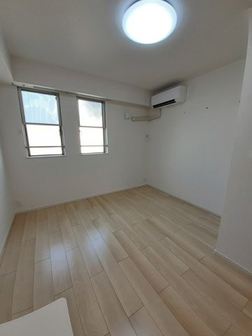 フレアⅥの内装