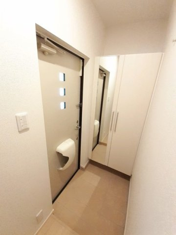 フレアⅥの玄関