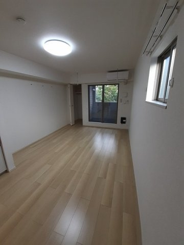 フェリシティ中園の居間・リビング