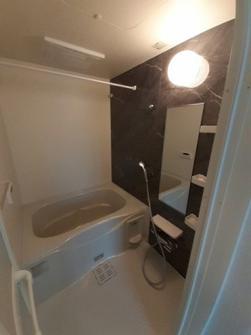 フェリシティ中園の浴室