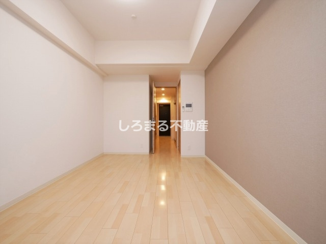 プライムアーバン御堂筋本町の居間・リビング