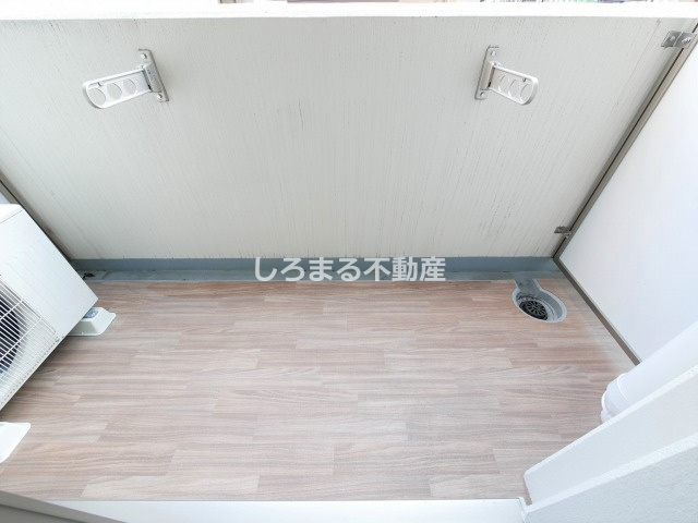SERENiTE堺筋本町SUDのバルコニー