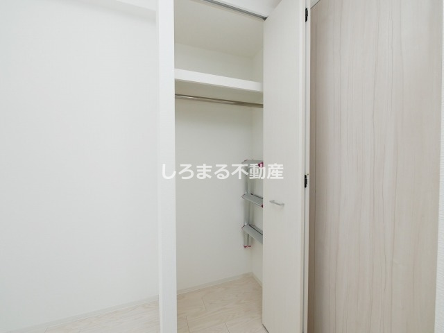 SERENiTE堺筋本町SUDの収納