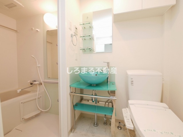 SERENiTE堺筋本町SUDの洗面所