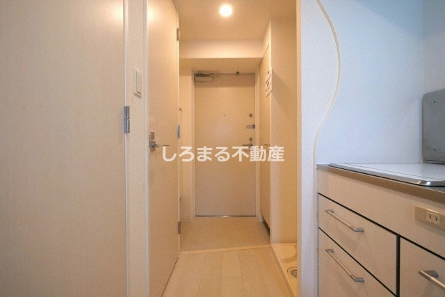 SERENiTE谷四の玄関