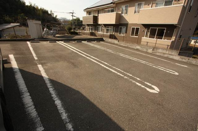 【駐車場】 | ヴィラ・サクラⅡ | 駐車場完備です