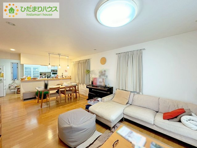 日立市折笠町　中古戸建の居間・リビング|家族団らんの時間も増えそうなくつろぎのＬＤＫ☆