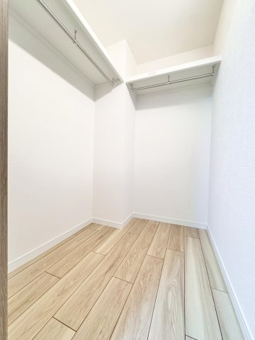 シャン・ド・ヴィラージュの洋室