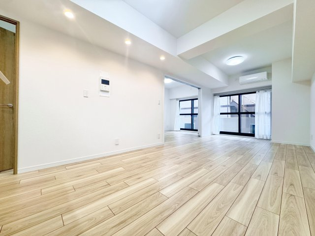 シャン・ド・ヴィラージュの洋室