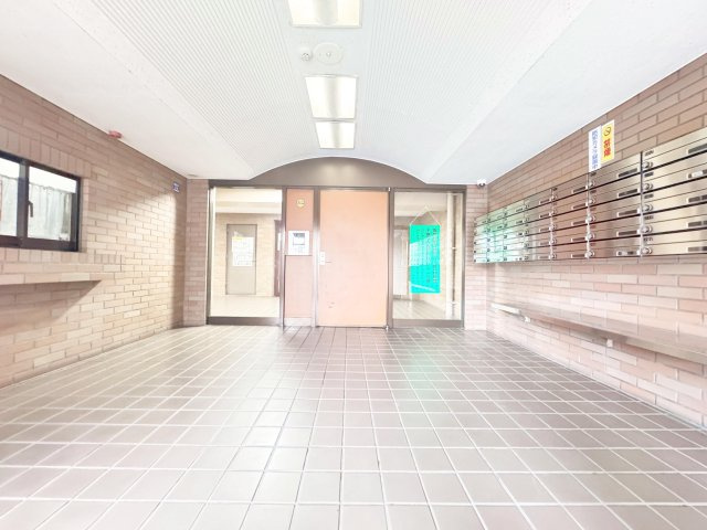 シャン・ド・ヴィラージュのエントランス