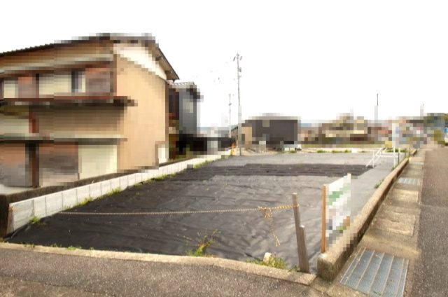 土佐市高岡町乙　A号地　建築条件なし　売土地　（全2区画）