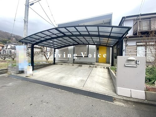 【仲介手数料０円】秦野市曽屋　中古一戸建ての駐車場|秦野市曽屋　中古一戸建て