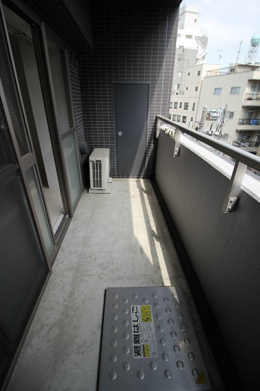 福信館のバルコニー