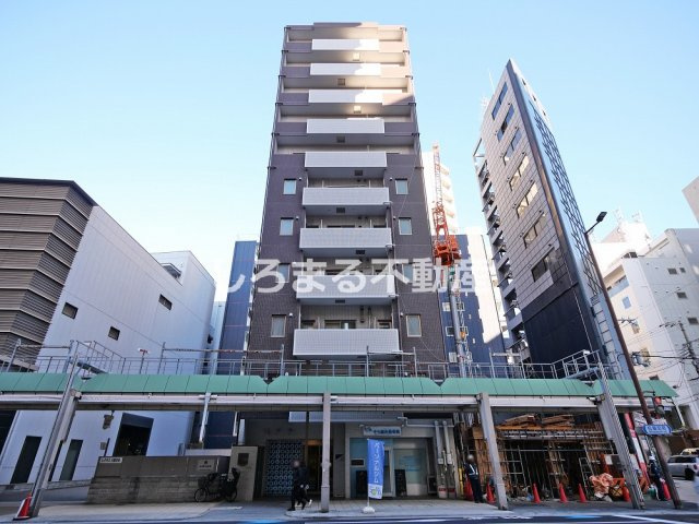 レジディア堺筋本町の外観