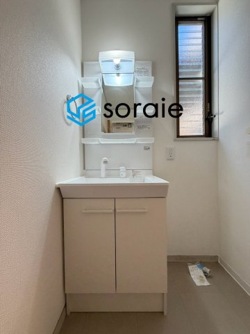 所沢市荒幡1期1棟　中古戸建の独立洗面台
