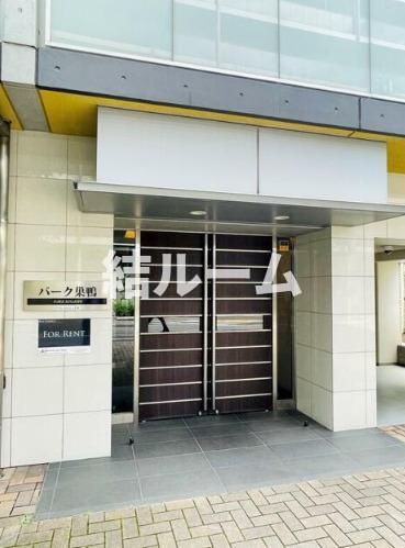 豊島区巣鴨１丁目の賃貸マンションのエントランス