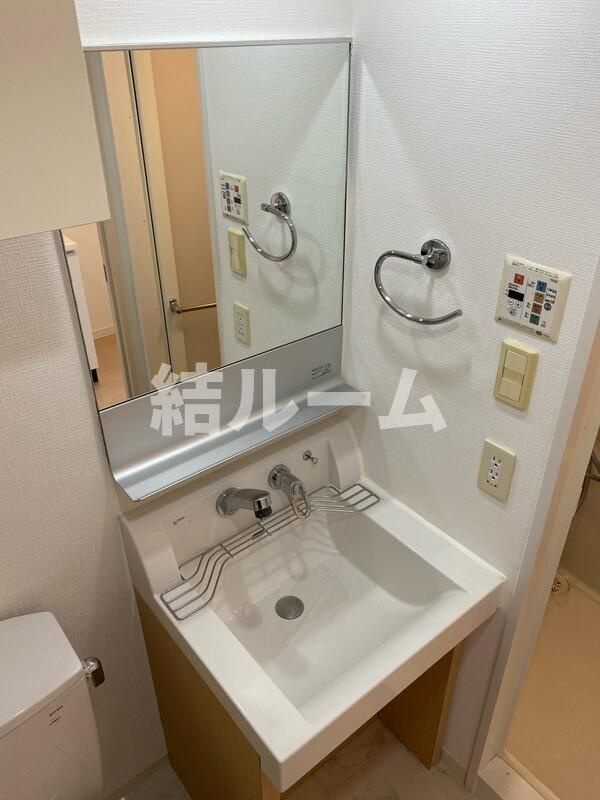 豊島区巣鴨１丁目の賃貸マンションの洗面所