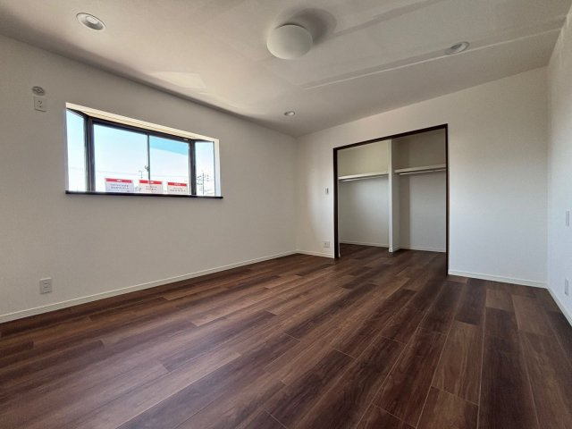 海部郡蟹江町学戸七丁目戸建の洋室|洋室約10.0帖