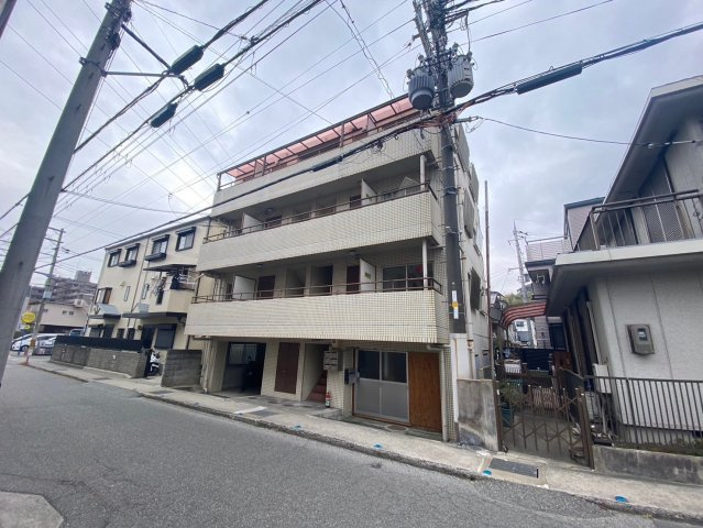 宝塚ハーモニーハイツ